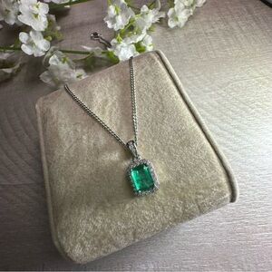 925 Emerald necklace